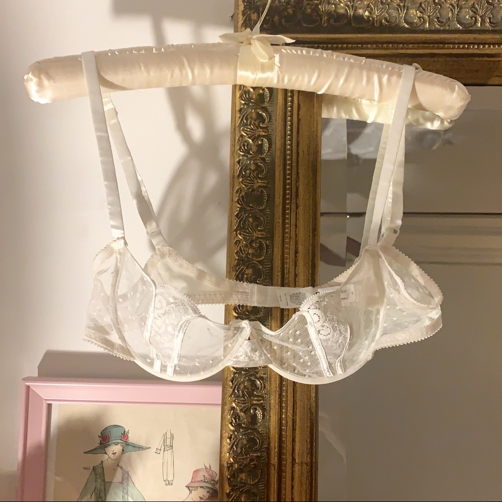 ⚪️▫️CHRISTIAN DIOR Vintage Lace Bra▫️⚪️